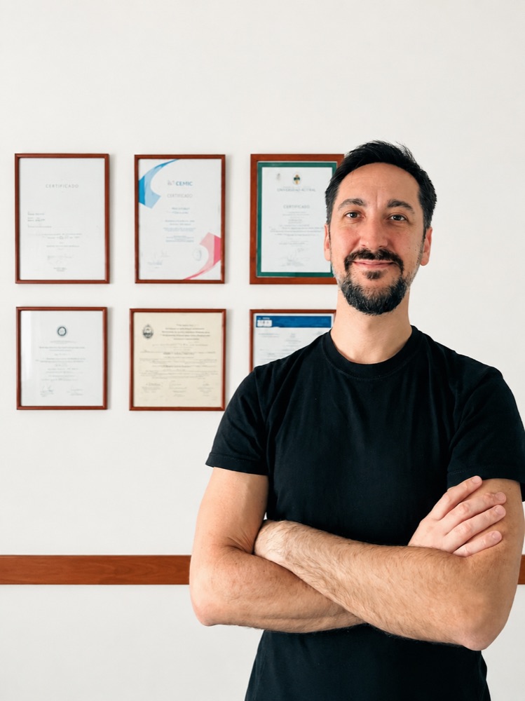 Lic. Guido Biegun en el consultorio